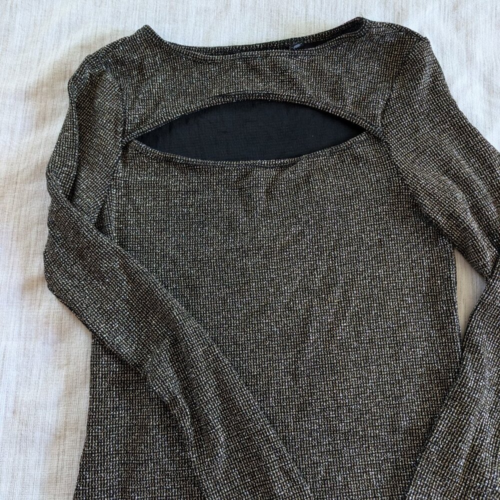 VERO MODA Celina Sparkle Open Neck Top - Size M